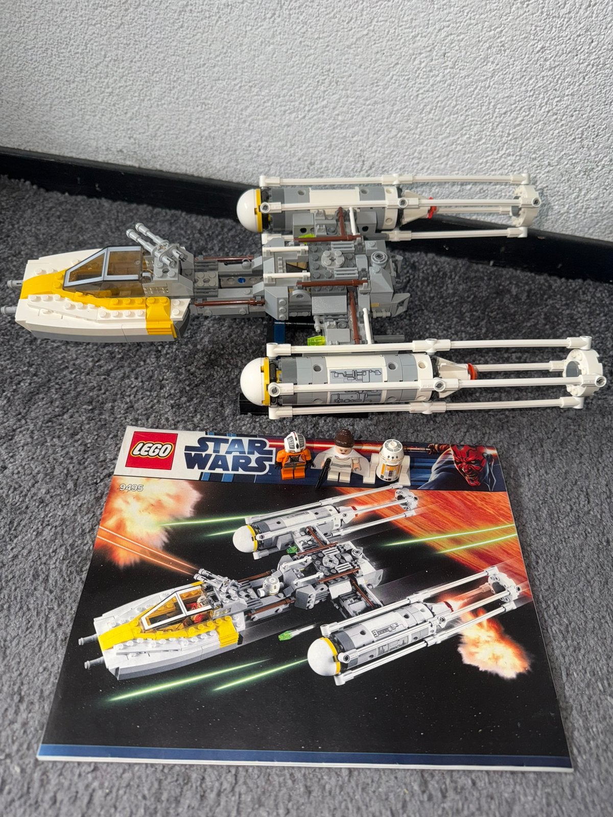 LEGO Star Wars 9495 Gold Leader’s Y-wing Starfighter, Kinderen en Baby's, Verzenden, Zo goed als nieuw