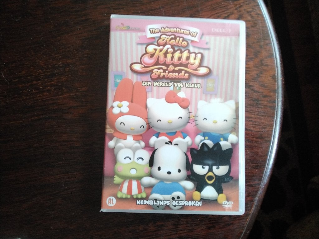 The adventures of hello kitty & friends deel 1 een wereld vo, Avontuur, Alle leeftijden, Ophalen of Verzenden, Zo goed als nieuw