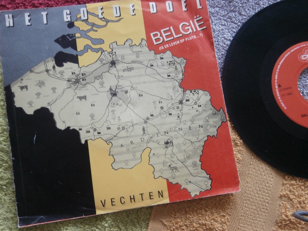 Het Goede Doel - België (Is Er Leven Op Pluto)., 7 inch, Ophalen of Verzenden, Zo goed als nieuw, Nederlandstalig