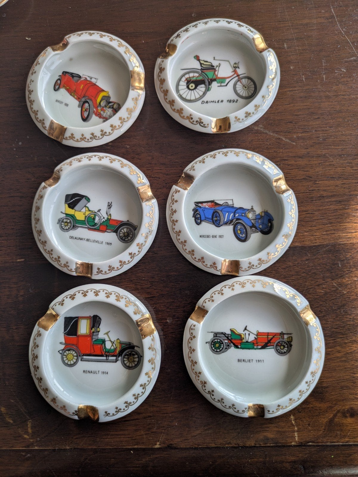 Set van 6 vintage asbakken met klassieke auto's, Ophalen of Verzenden, Gebruikt