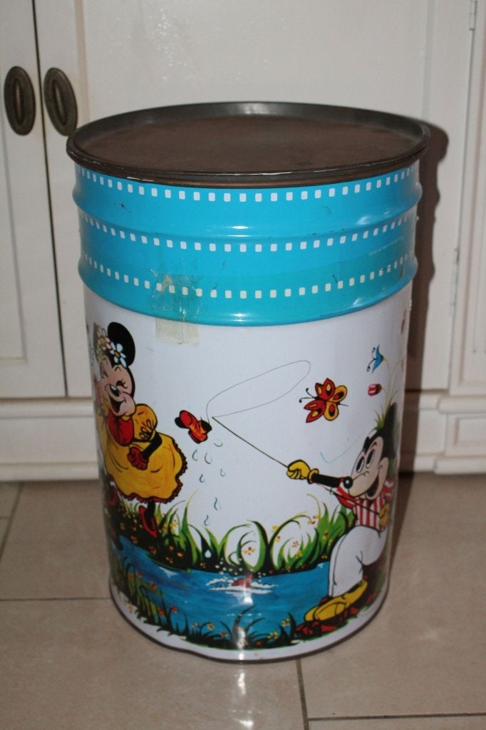 Vintage groot Disney Mickey Mouse blik, jaren 50. S0, Verzamelen, Disney, Tweedehands verkoop, Tweedehands verkoop, Gebruikt, Beeldje of Figuurtje
