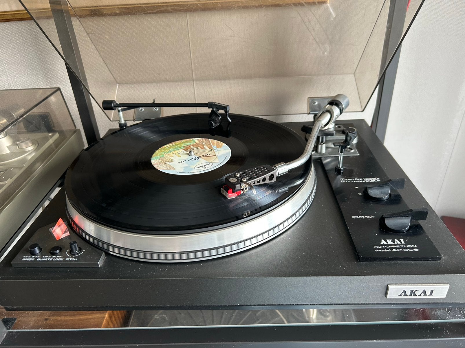 Akai AP-306 quartz lock direct drive, Gebruikt, Pitch-regelaar, Ophalen of Verzenden, Platenspeler