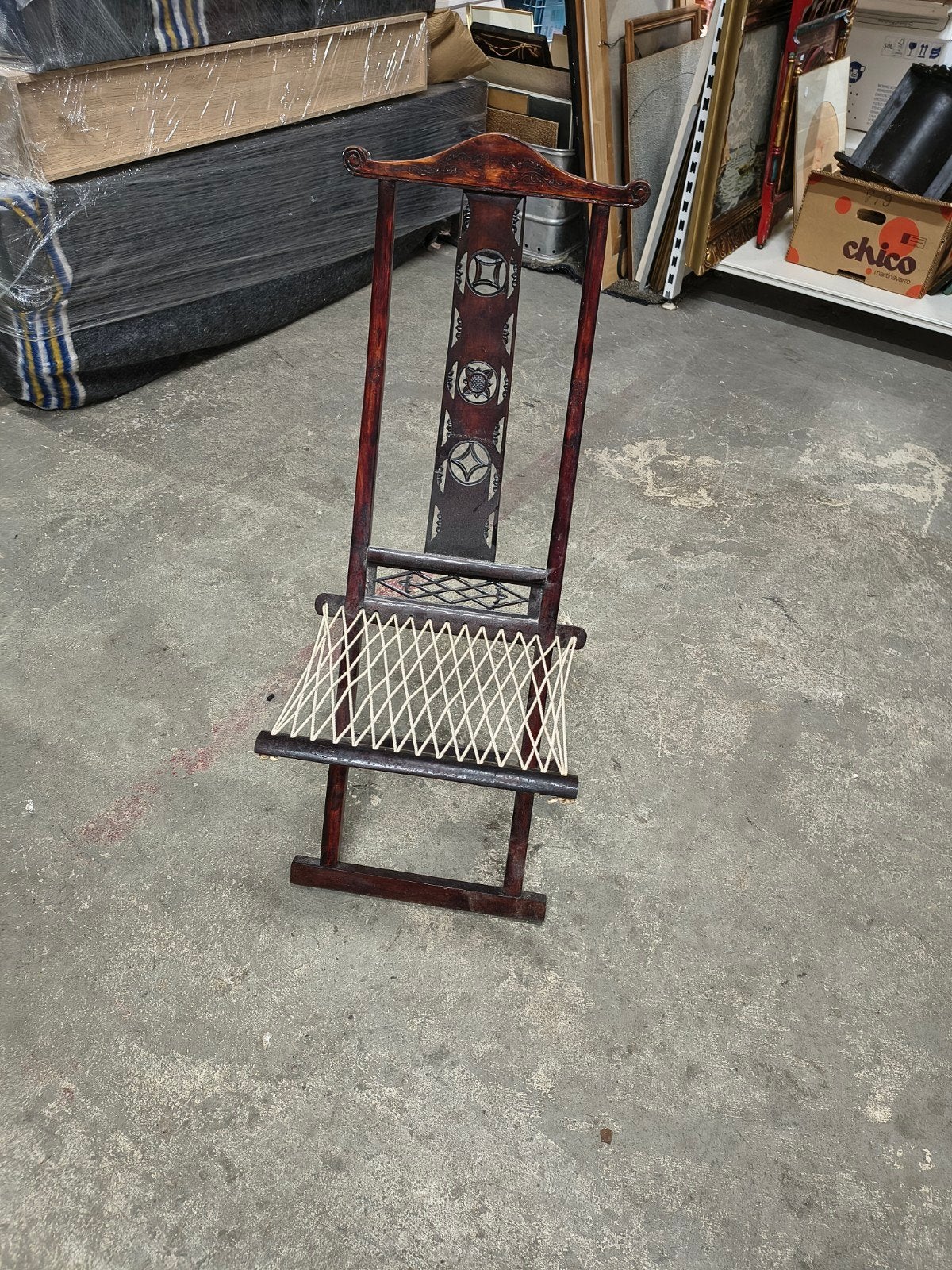 antieke Chinese klapstoel, Ophalen