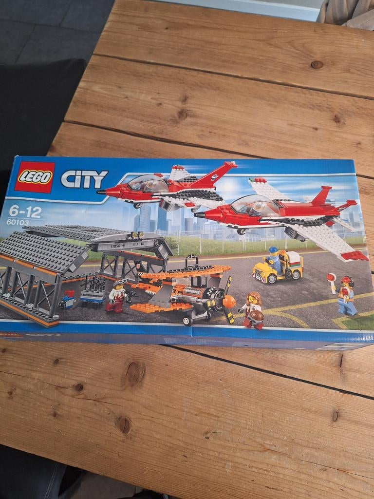 LEGO City 60103 Vliegshow:  met doos en instructies, Ophalen of Verzenden, City, Gebruikt, Lego