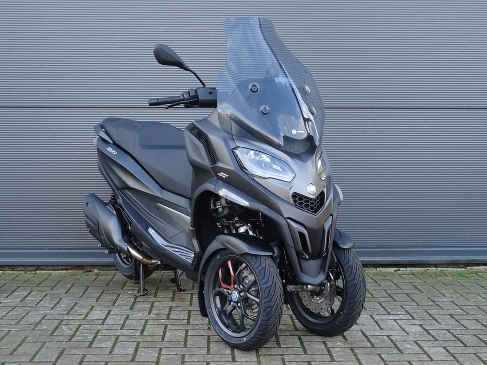 PIAGGIO MP3 530 HPE ADVANCE EXLUSIVE e5+ 2025 DEMO aanwezig, Piaggio, Motorrijbewijs A, Bedrijf, Onbekend