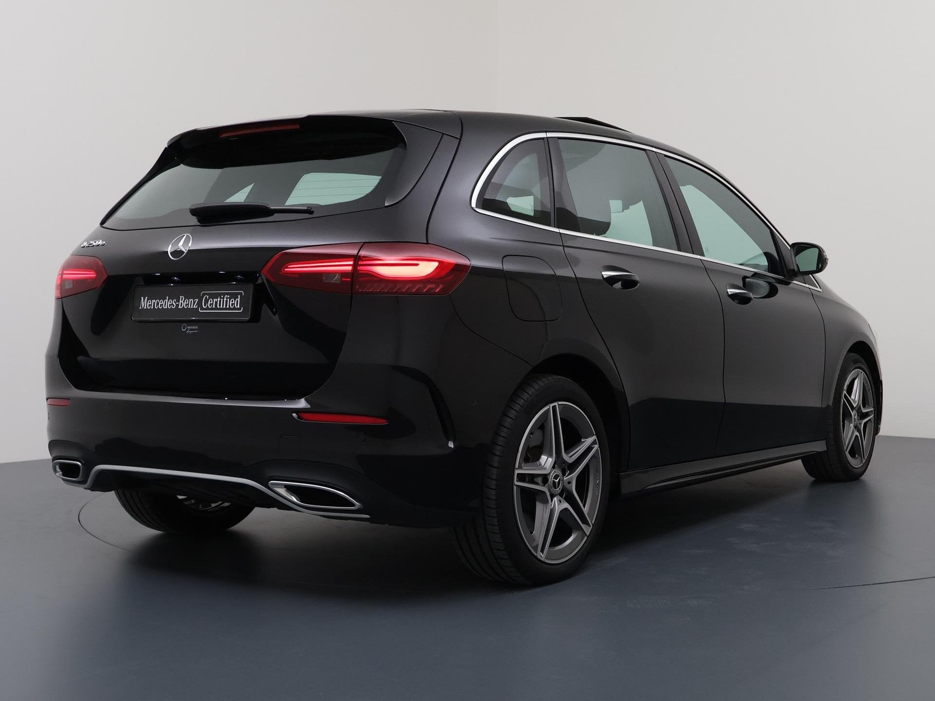Mercedes-Benz B 250 e Star Edition AMG Line 250 e Star Editi, Auto's, Dealer onderhouden, Stof, Gebruikt, 4 cilinders