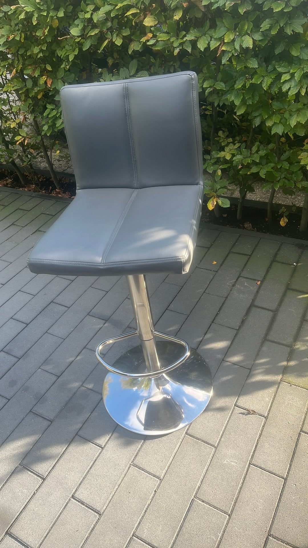 Barkrukken gratis ophalen 4x, Ophalen, Gebruikt, 60 tot 90 cm, Leer