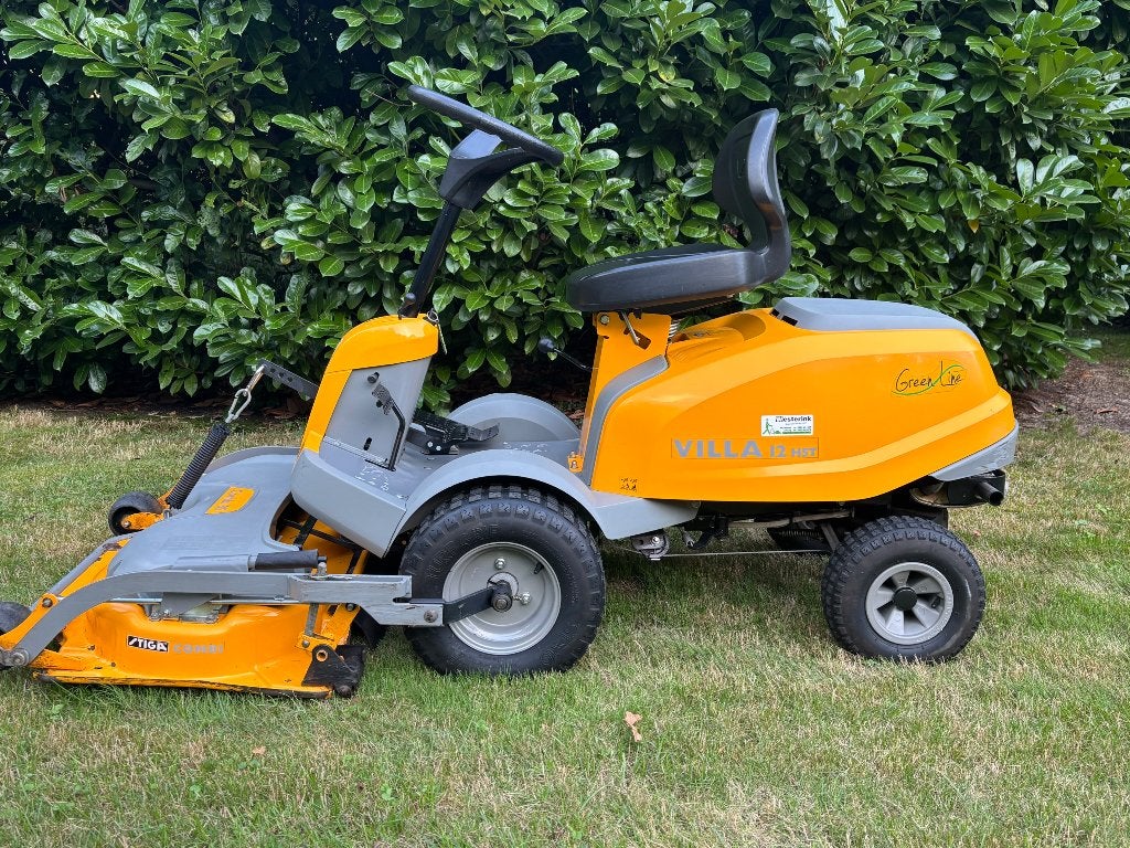 Nette Stiga Villa 12 HST hydrostaat, Tuin en Terras, Zitmaaiers, Ophalen, Zo goed als nieuw, Mulchfunctie, Minder dan 90 cm