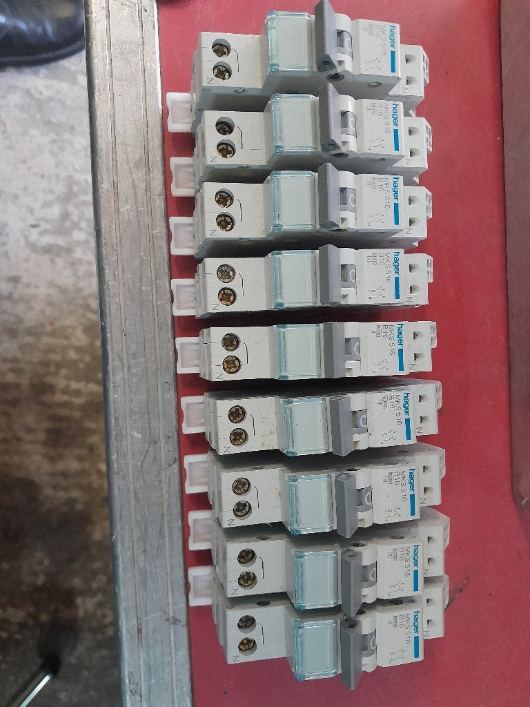 Hager MKS 516 1F/N B16 automaten, Ophalen of Verzenden, Zo goed als nieuw, Hager, Installatieautomaat