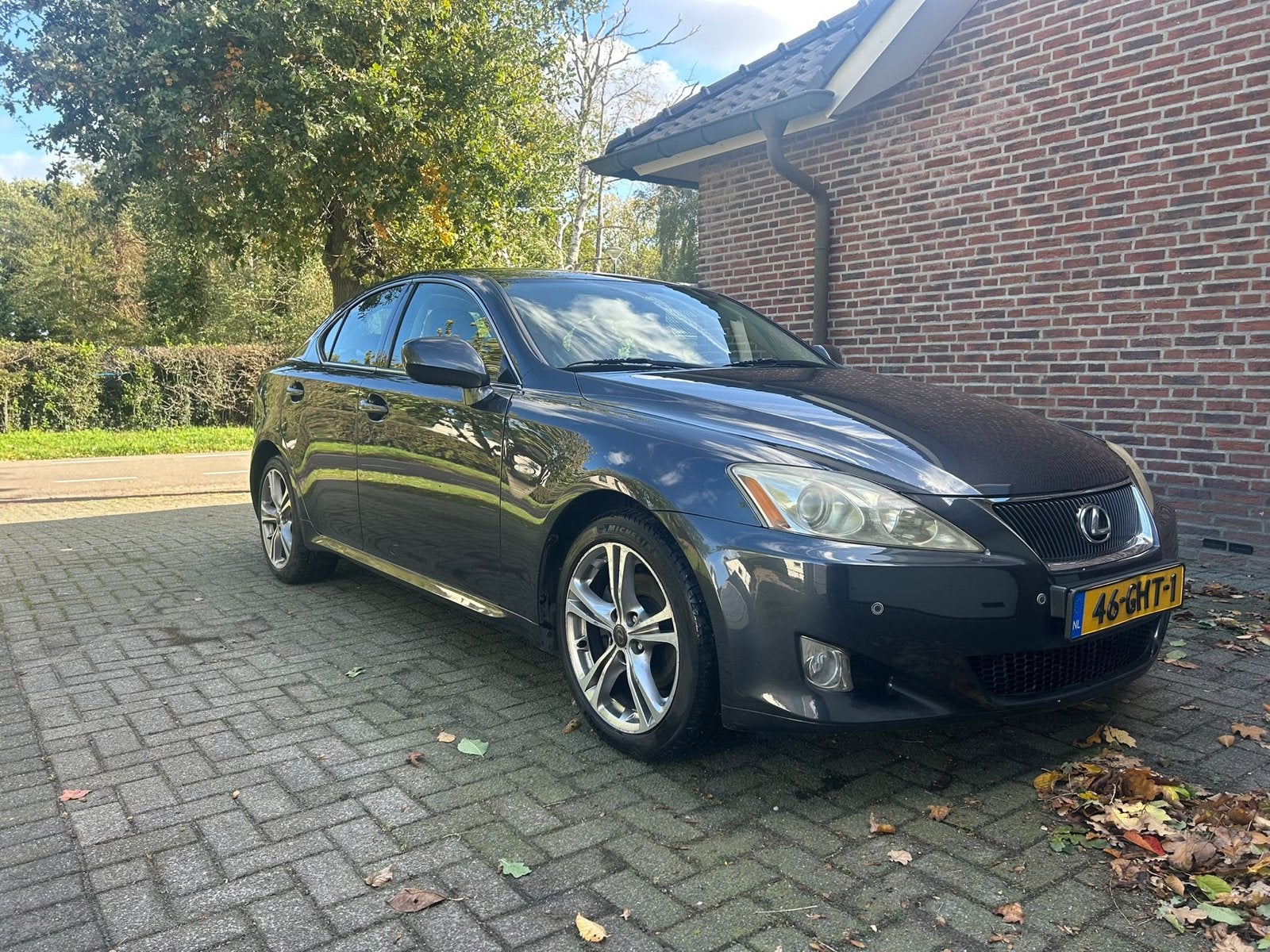 Lexus IS 250 2.5 AUT 2008 Grijs, Auto's, Achterwielaandrijving, Beige, 1535 kg, Zilver of Grijs