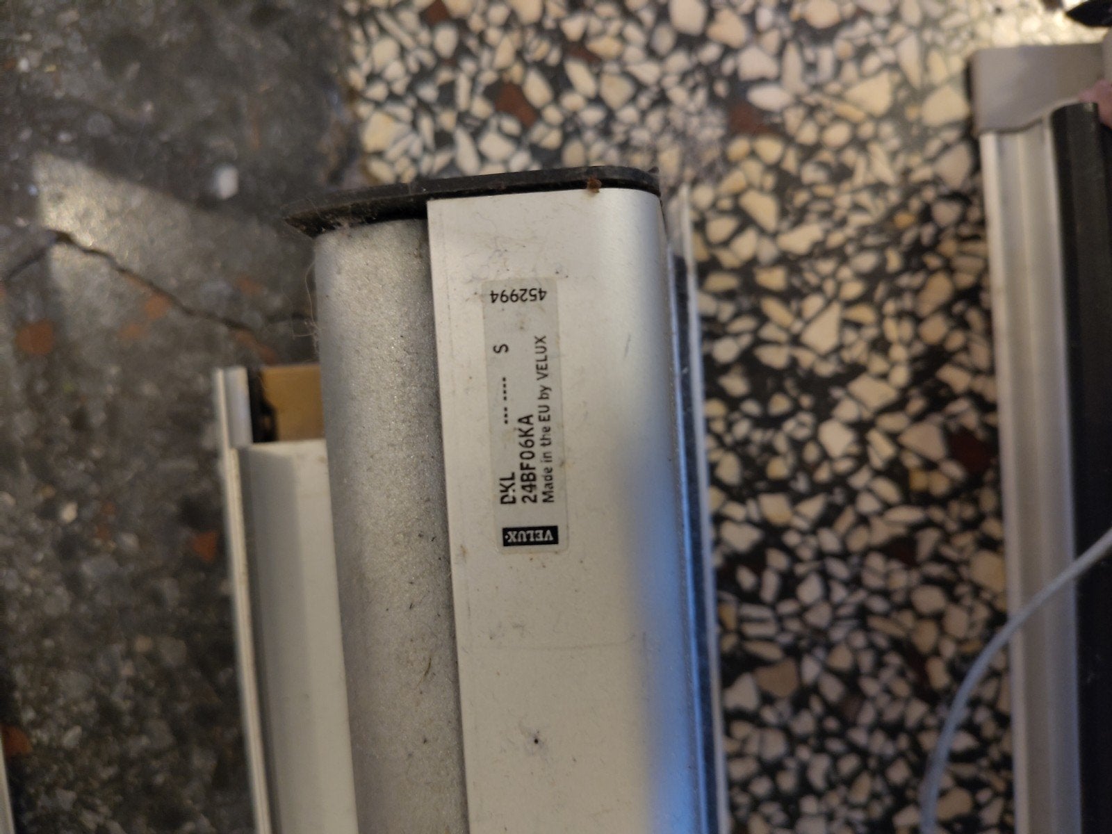 Velux DKL 24BF06KA verduisterend rolgordijn, Ophalen, Gebruikt, 80 tot 120 cm, Dakraam