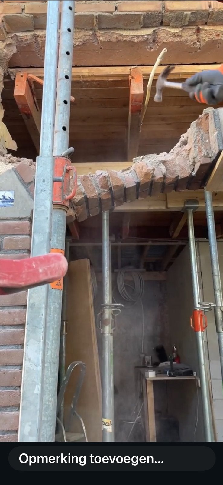 Totale sloopwerkzaamheden binnen huis, Sloopwerk binnen