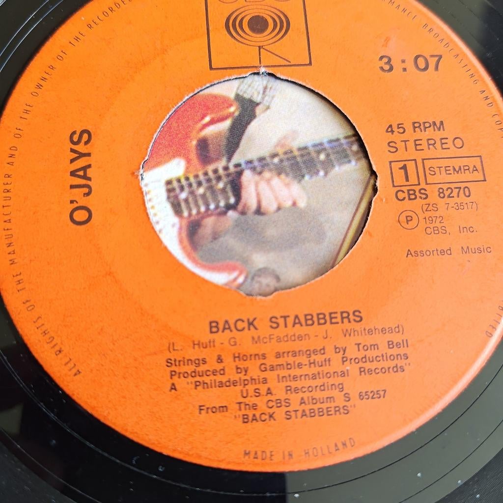 The O'Jays - Back Stabbers (Single, 1972), Ophalen of Verzenden, Gebruikt, R&B en Soul