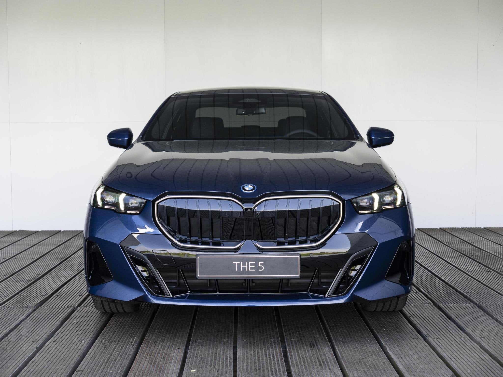 BMW 5 serie 530e xDrive | M Sportpakket Pro | Innovation Pac, Auto's, Automaat, 1998 cc, Stof, 4 cilinders