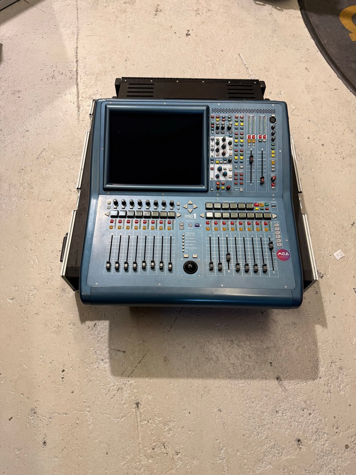 Midas Pro 1 Digitale Mengtafel met Flightcase, Muziek en Instrumenten, Mengpanelen, Ophalen of Verzenden, Gebruikt, 20 kanalen of meer