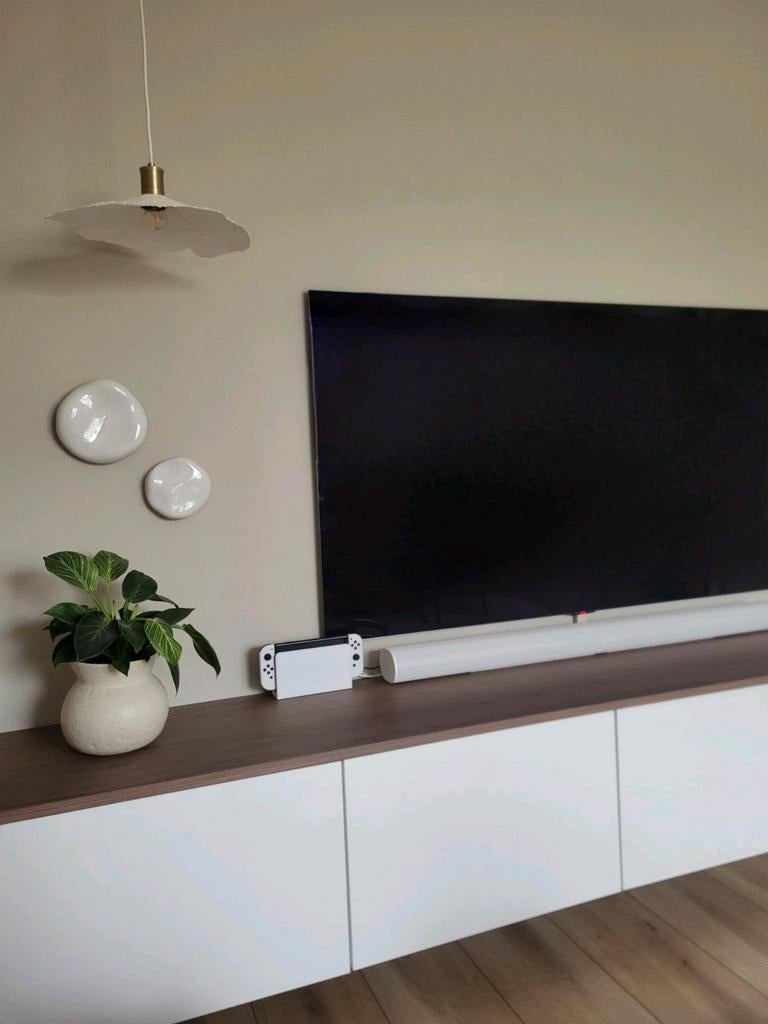 Ikea Besta TV meubel zwevend + walnoot meubelpaneel 240 cm, Ophalen of Verzenden, Zo goed als nieuw, 200 cm of meer, Minder dan 100 cm