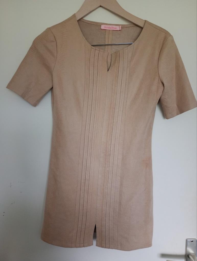 Jurk maat s gold & silver, Kleding | Dames, Jurken, Beige, Ophalen of Verzenden, Zo goed als nieuw, Knielengte