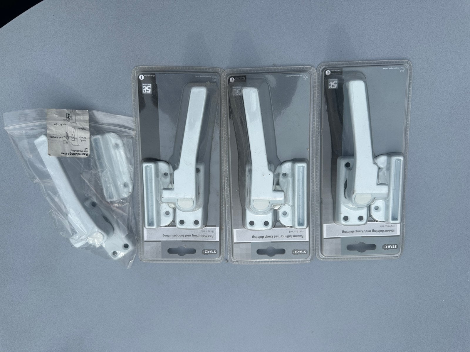Starx Raamsluiting met knop - 4 stuks, Ophalen, Nieuw, Overige materialen, Schuif of Grendel