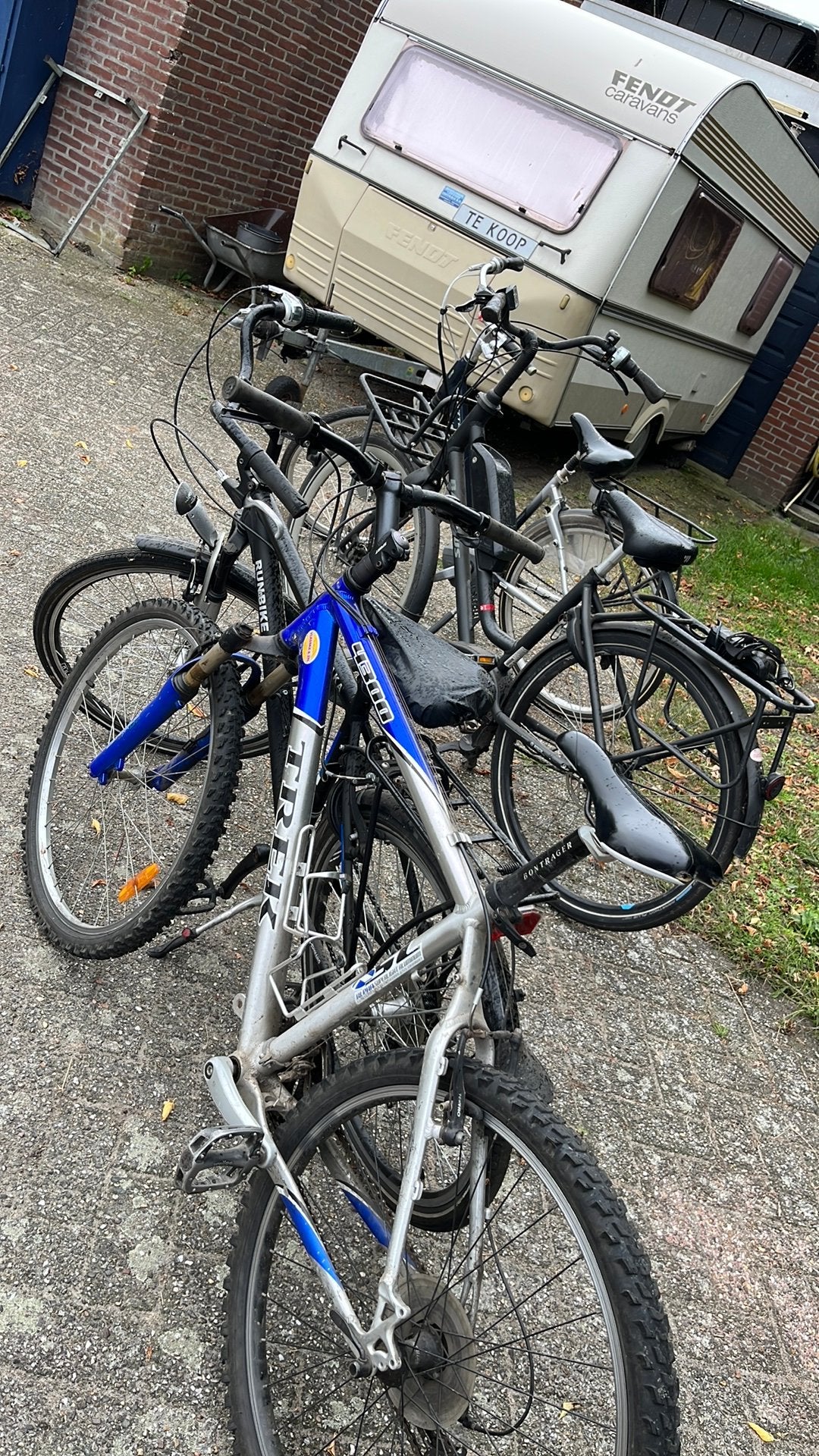 4 fietsen 2 normaal 2 elektrische, Ophalen, Zo goed als nieuw, Minder dan 10 versnellingen, Overige merken