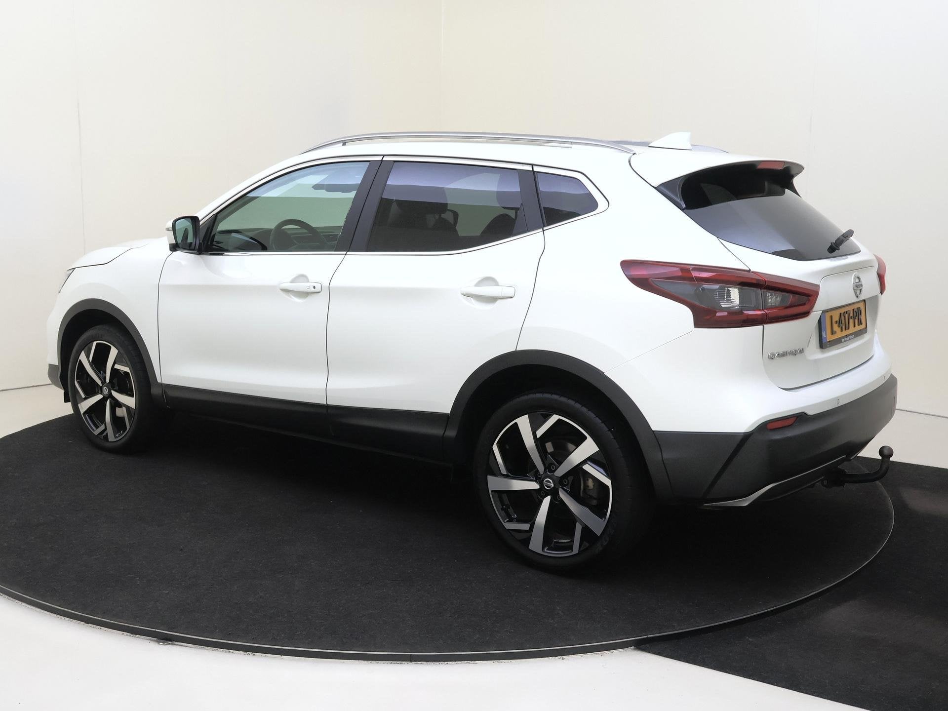 Nissan Qashqai 1.3 DIG-T Premium Edition 140PK | Panoramadak, Voorwielaandrijving, 687 kg, Gebruikt, 4 cilinders