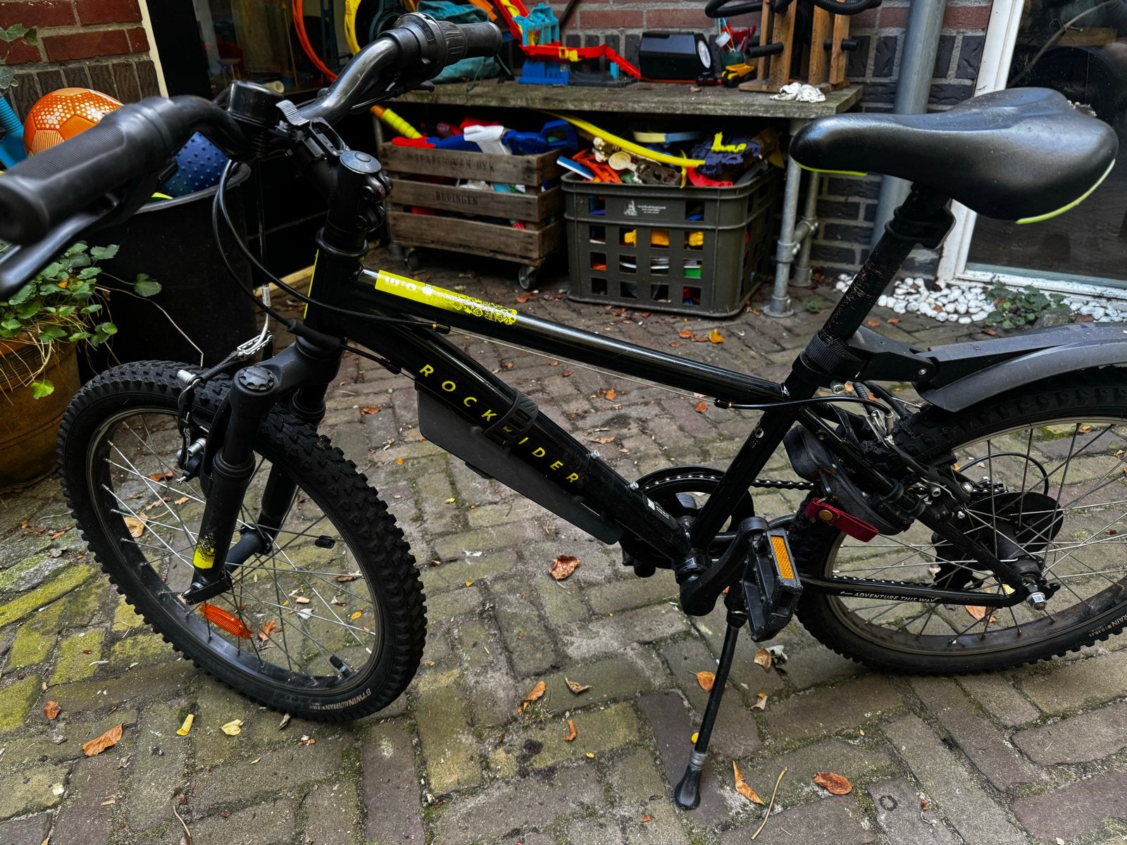 Rockrider kinderfiets 20 inch - Zwart/Geel, Fietsen en Brommers, Ophalen, Gebruikt, Velgrem, 16 tot 20 inch