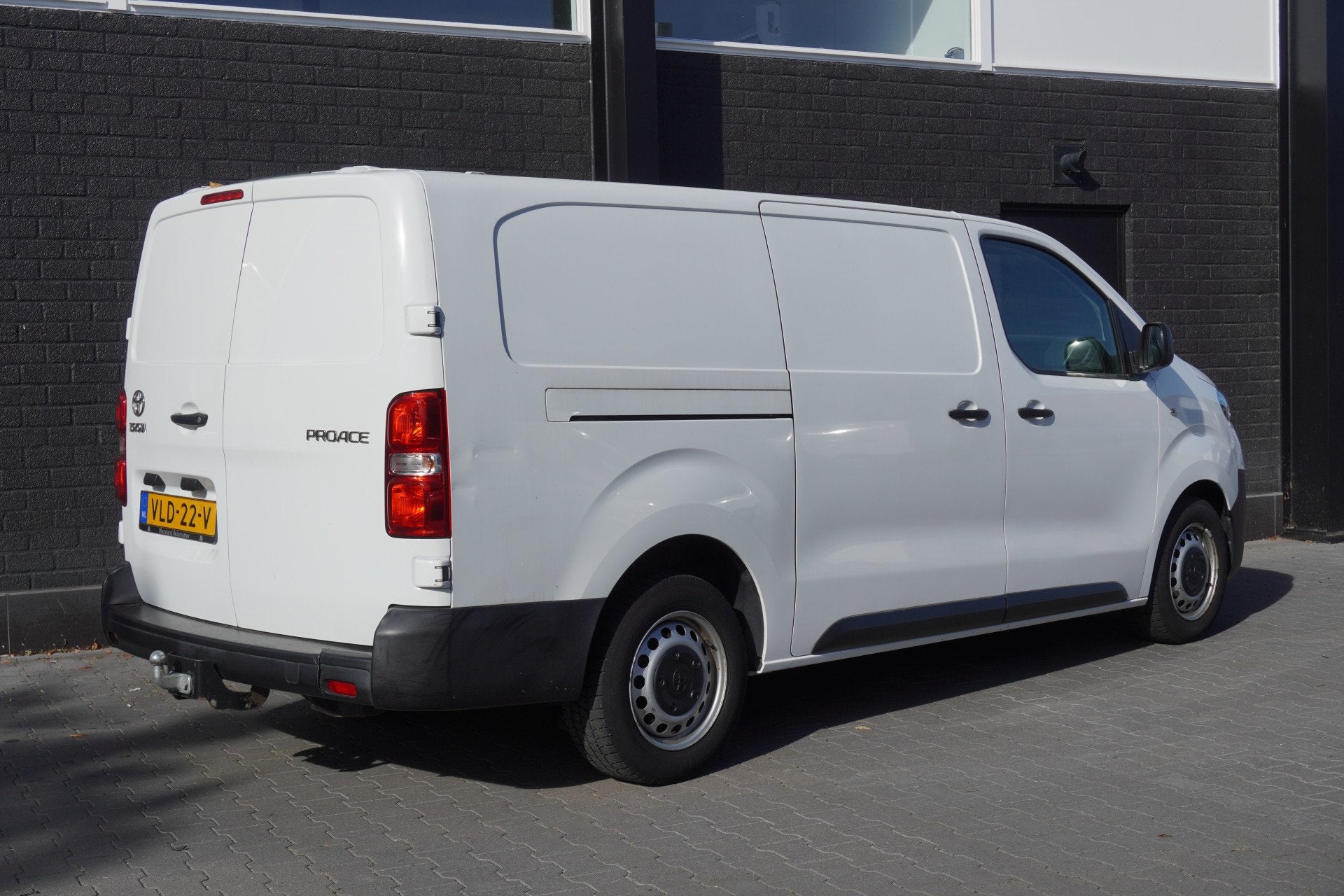 Toyota ProAce Worker 2.0 D-4D L3 122PK EURO 6 - Airco - Crui, Gebruikt, 4 cilinders, Origineel Nederlands, Bedrijf