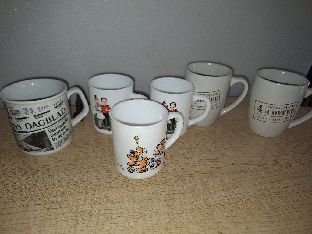 bekers en mokken en kopjes en schoteltjes, Ophalen of Verzenden, Zo goed als nieuw, Overige stijlen, Kop(pen) en/of Schotel(s)