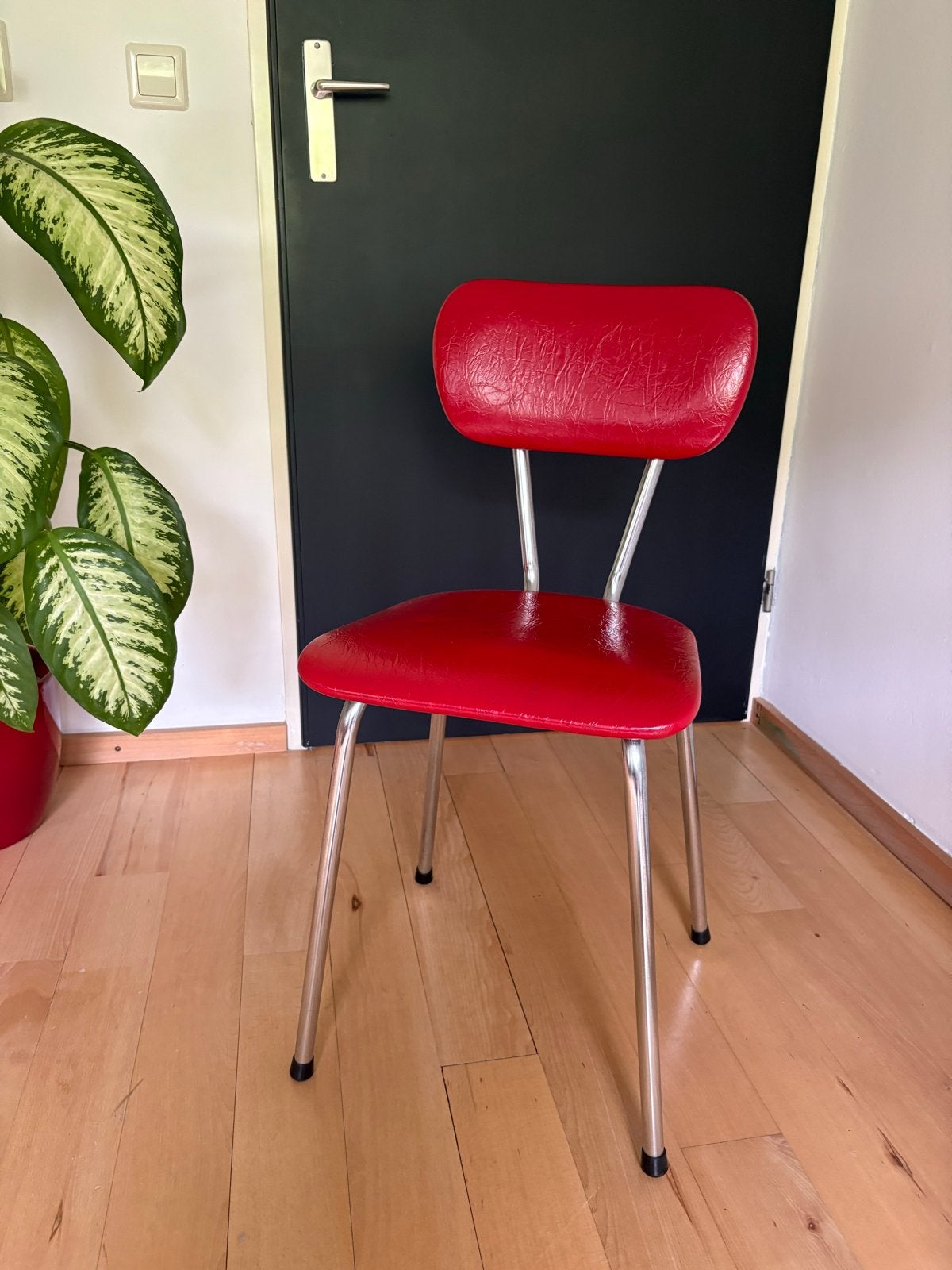 Vintage Rode Stoel - Jaren '70 Design, Ophalen, Gebruikt, Metaal, Eén