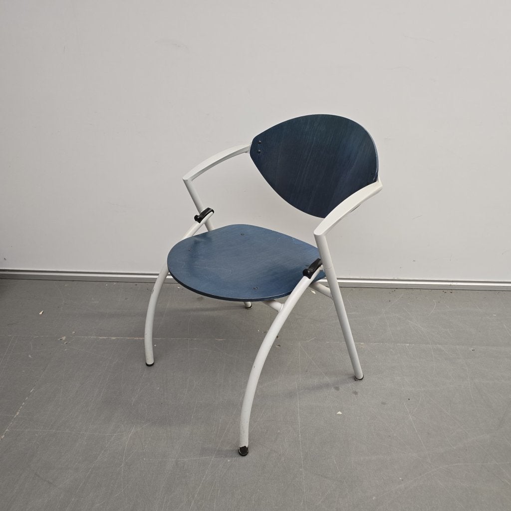 Vepa houten stoel - blauw, Niet ingevuld, Gebruikt, Niet ingevuld, Niet ingevuld