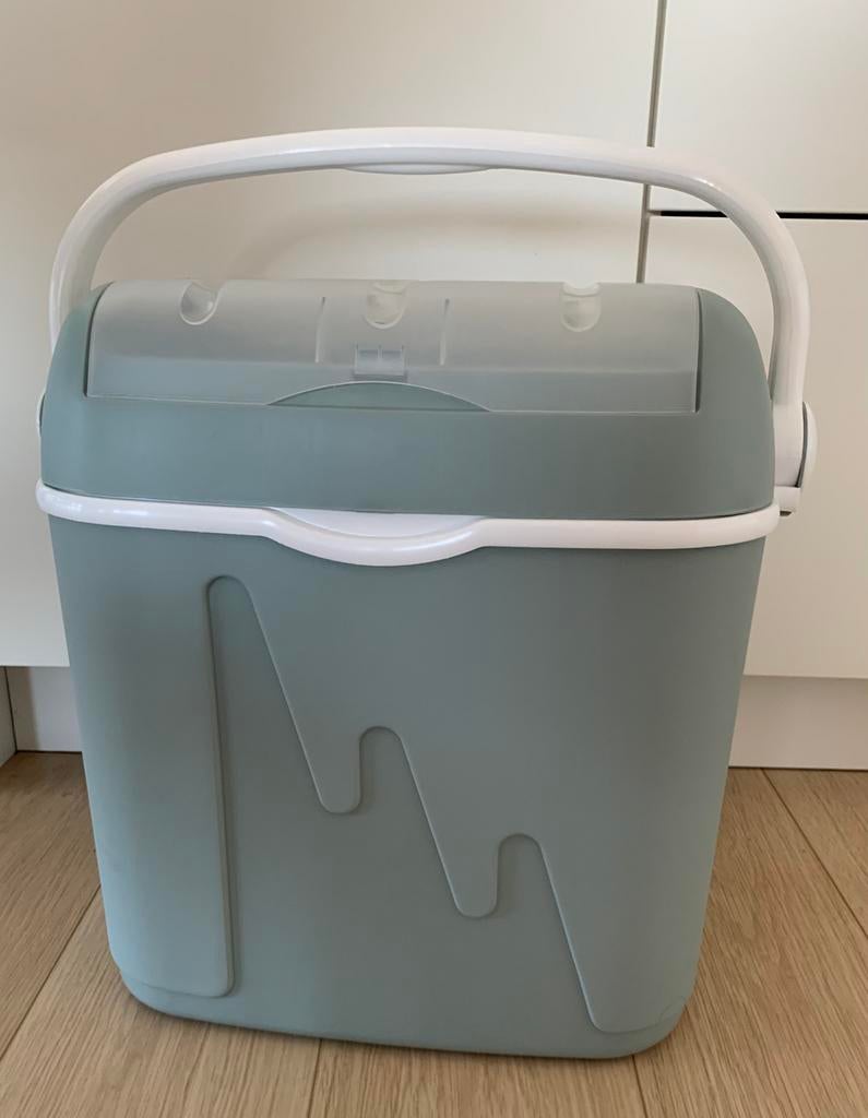 Curver 32 liter koelbox, Ophalen, Zo goed als nieuw, Koelelement
