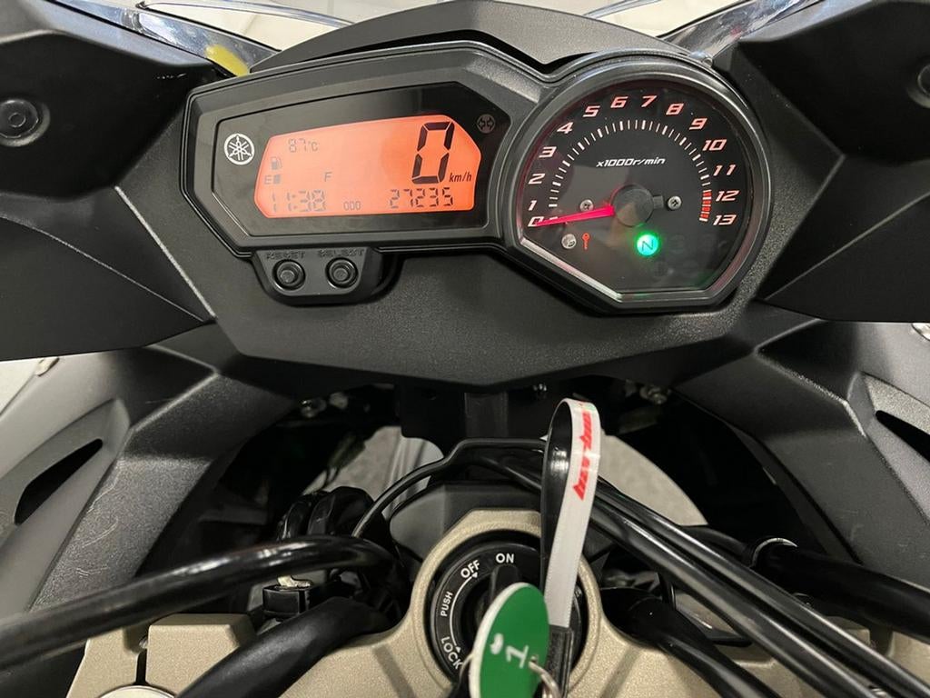 Yamaha XJ 6 DIVERSION LEASE VOORDELIG!, Motoren, Motoren | Yamaha, 4 cilinders, Motorrijbewijs A, Bedrijf, Onbekend