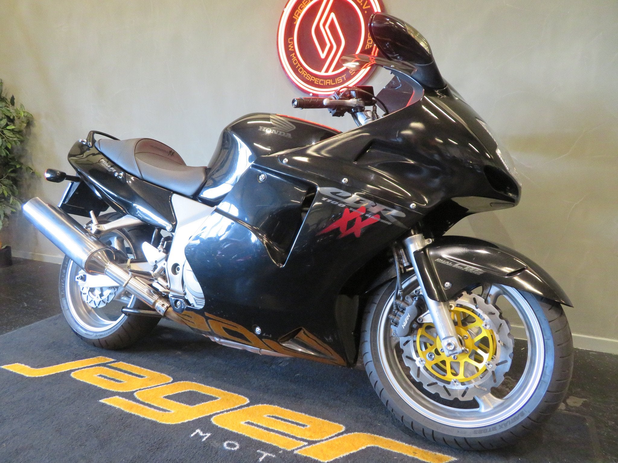 Honda CBR 1100 XX BLACKBIRD GAAF! (bj 2000), Bedrijf, Sport