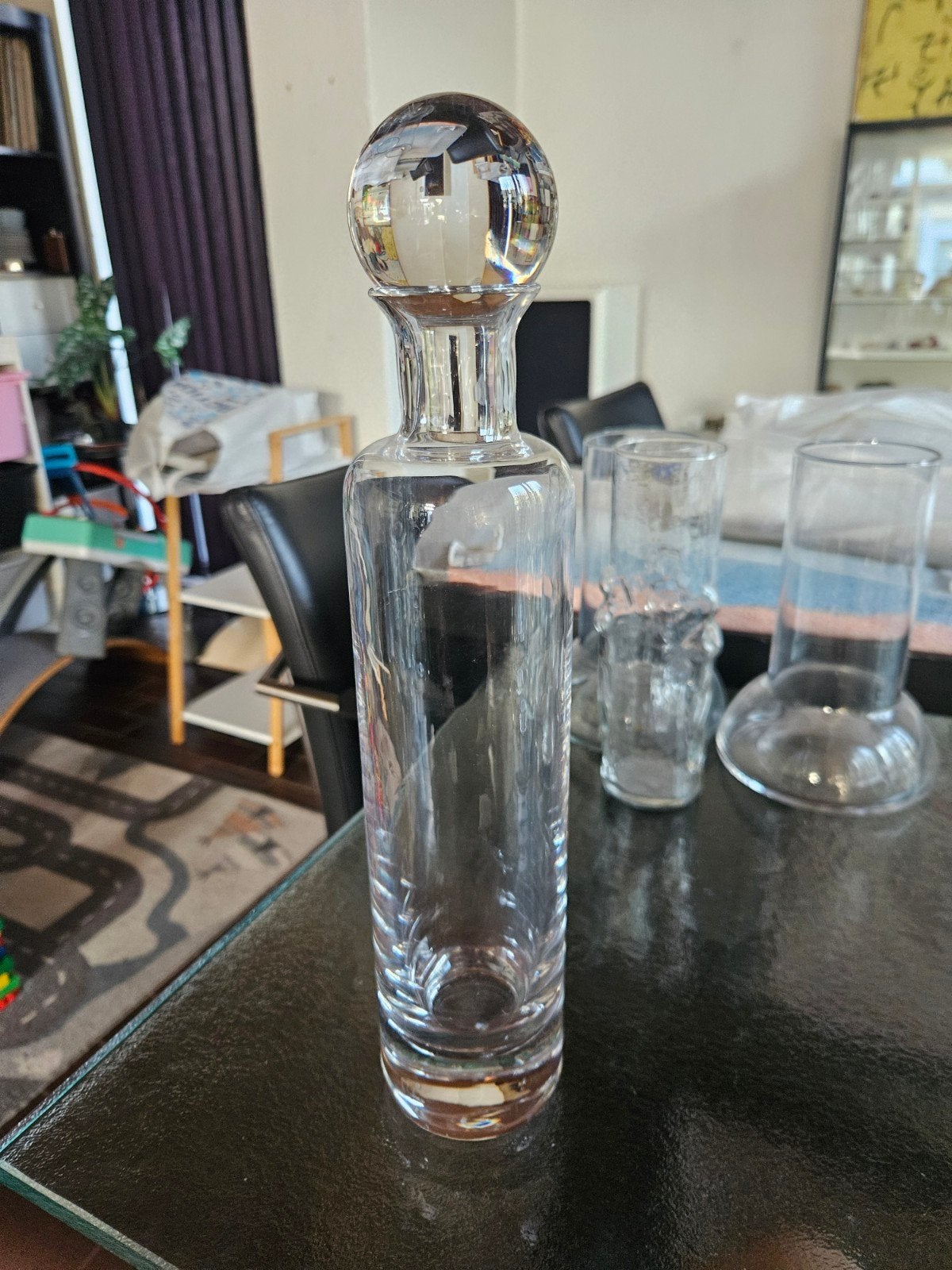 Karaf van zwaar glas - Royal Leerdam, Antiek en Kunst, Antiek | Glas en Kristal, Ophalen of Verzenden