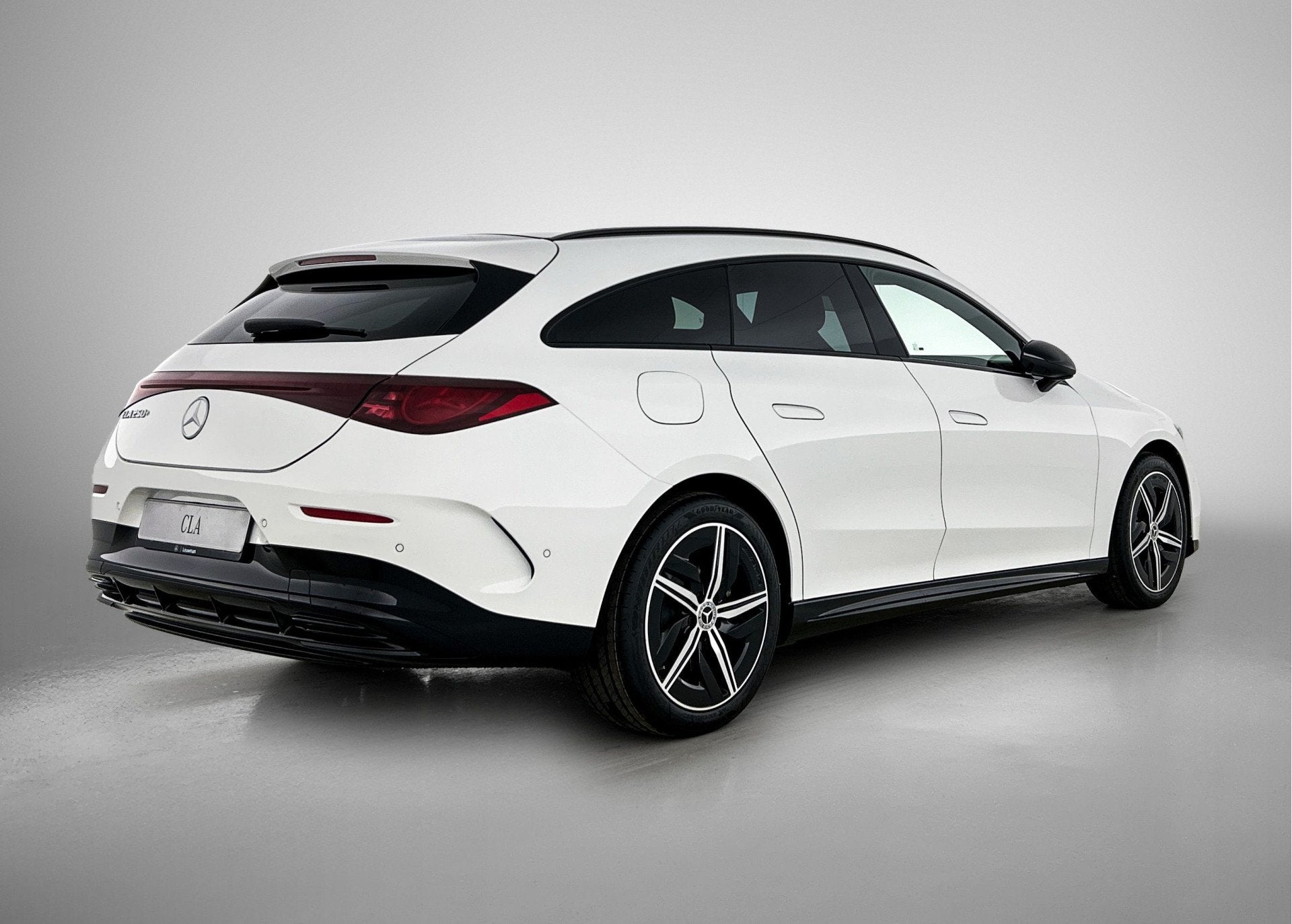 Mercedes-Benz CLA-Klasse Shooting Brake 250+ Business Soluti, Auto's, Automaat, CLA, Achterwielaandrijving, Zwart