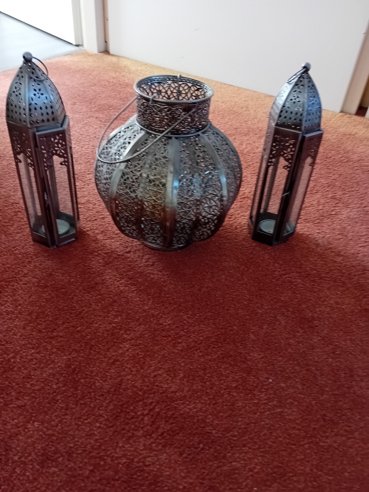 Set van 3 Marokkaanse lantaarns/windlichten met dienblad, Ophalen, Gebruikt, Lantaarn, Metaal
