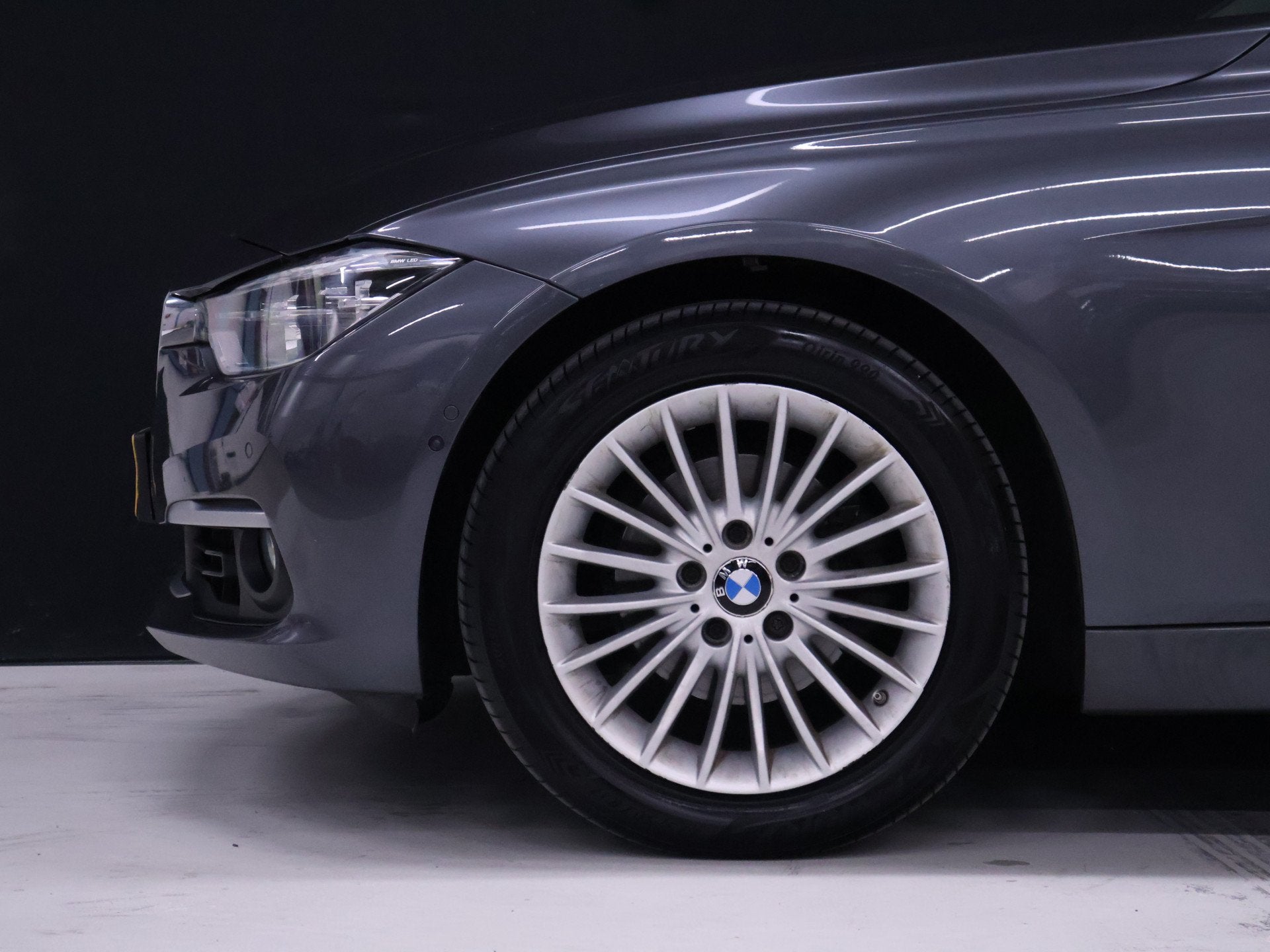 BMW 3 Serie Touring 318i Luxury Edition [SCHUIFKANTELDAK, AP, Auto's, Automaat, Dealer onderhouden, Gebruikt, Automatische klimaatregeling