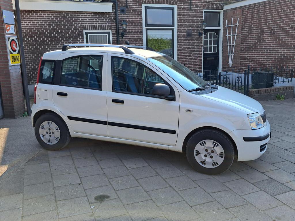 Fiat Panda 1.2 Active met Airco/Lage-km-stand! (bj 2011), Auto's, Fiat, Euro 5, Stof, Gebruikt, 1242 cc