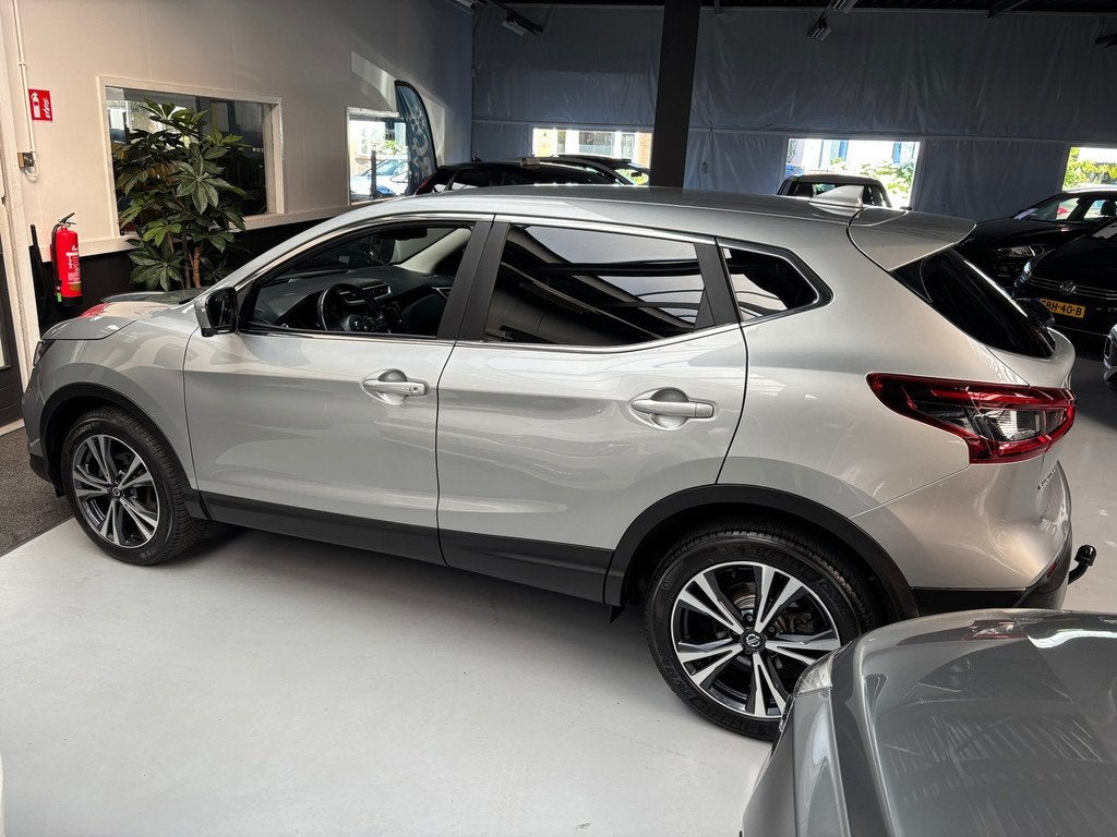 Nissan Qashqai 1.3 DIG-T Design Edition / Navi / Stoelverwar, Auto's, Nissan, Stof, Gebruikt, Met garantie (alle), Automatische klimaatregeling