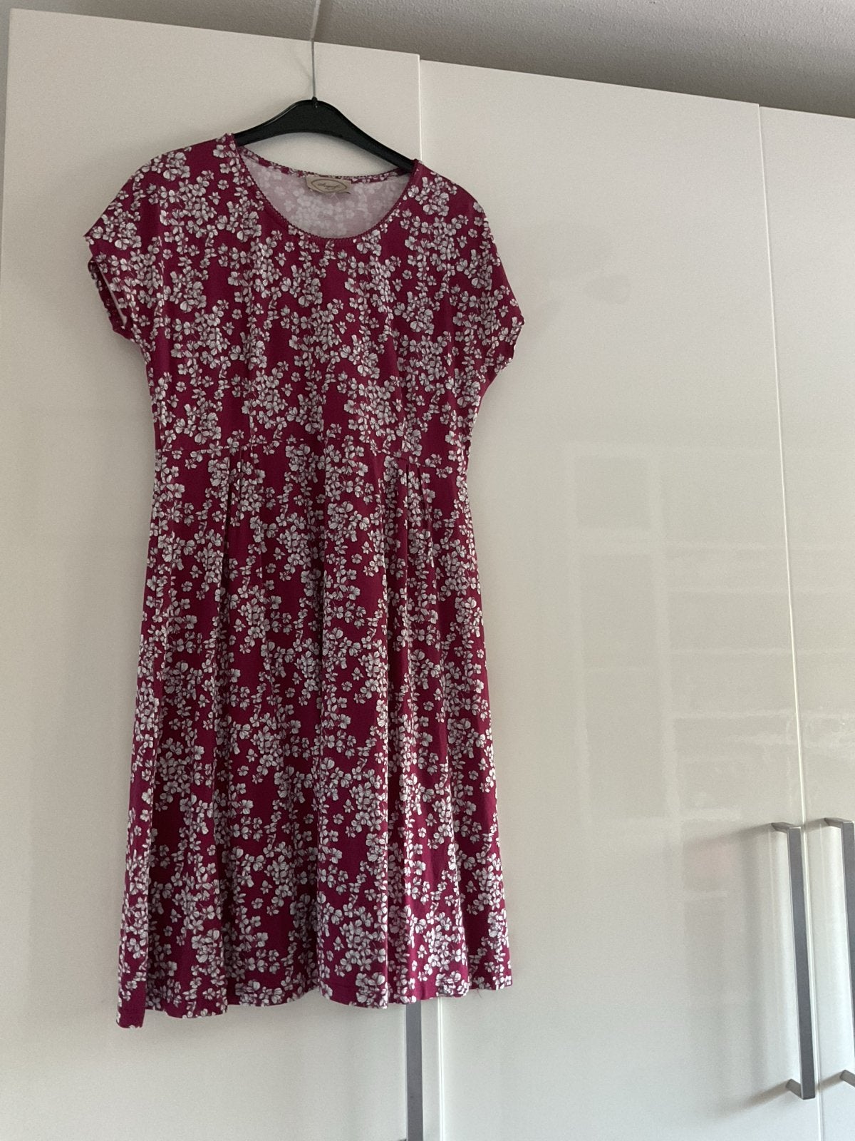 Mooie bloemenjurk van Sorgenfri, Maat 38/40 (M), Ophalen of Verzenden, Zo goed als nieuw, Knielengte