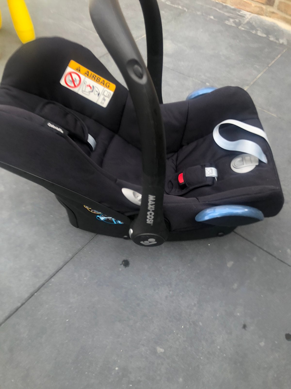 maxi.cosi €40, Ophalen, Autogordel, Zo goed als nieuw, 0 t/m 13 kg