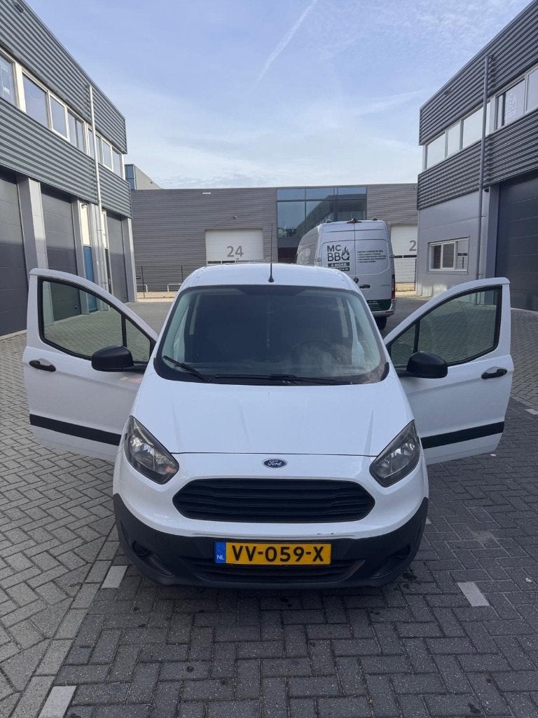 Ford Transit Courier 1.5 Tdci 2016 MARGE, Euro 5, Stof, 74 pk, Zwart