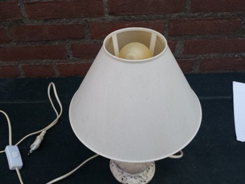 Tafellamp wit, met schakelaar, Ophalen of Verzenden, 'T Olde Gre-j, Info@toldegrej.nl, Endepoelstraat 20f Didam