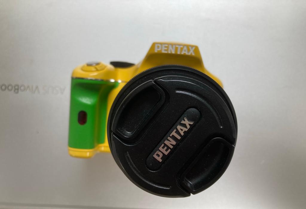 Pentax k-x funky kleuren voor verzamelaars, Audio, Tv en Foto, Fotocamera's Digitaal, Ophalen of Verzenden, Zo goed als nieuw
