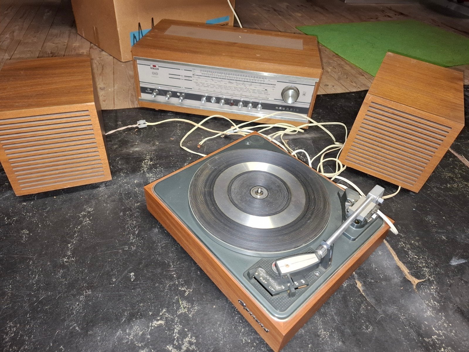 VINTAGE Grundig Stereo Meister 300 met Garrard pick-up en b, Gebruikt, Losse componenten, Tuner of Radio, Ophalen