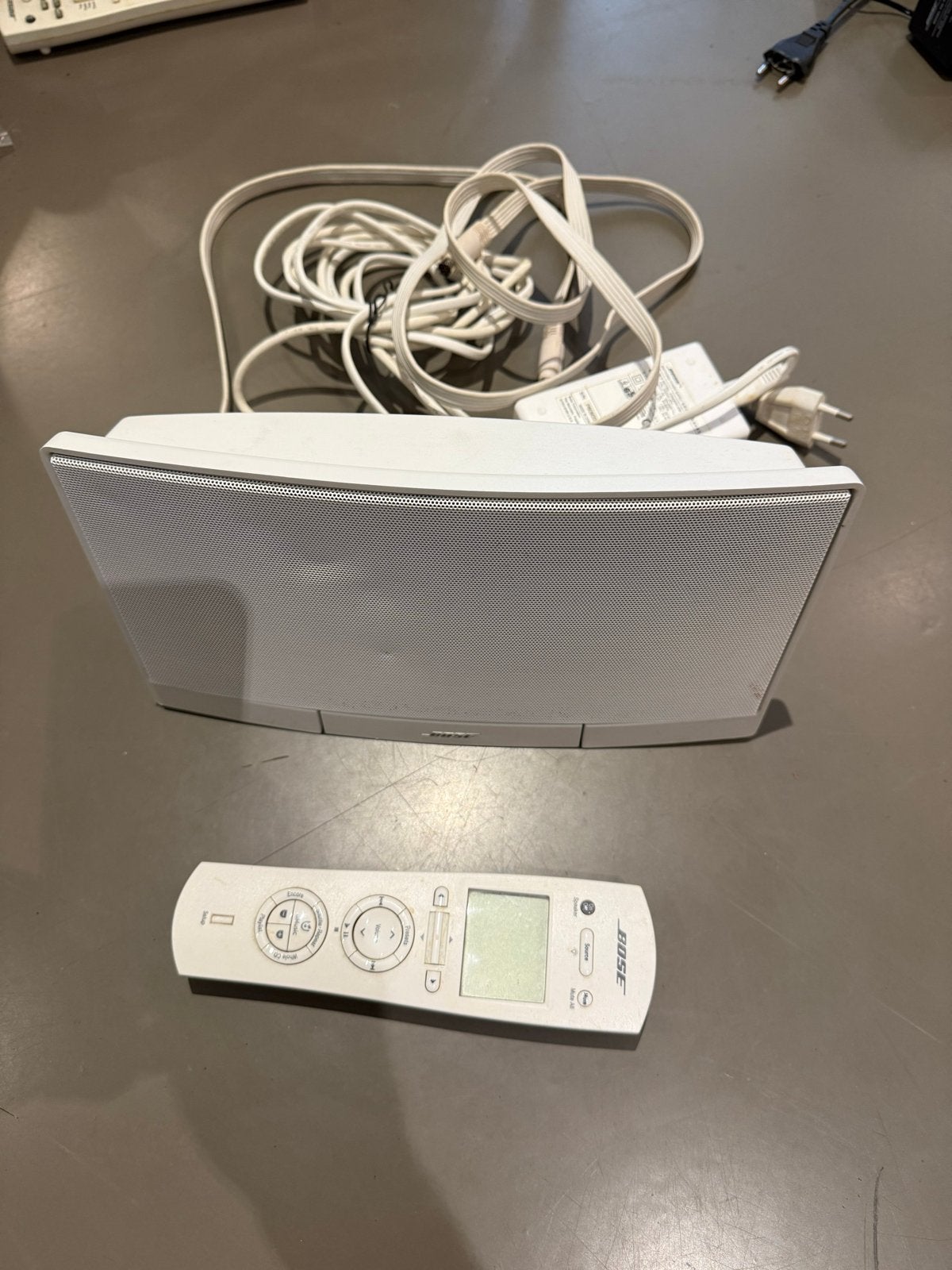 Bose Lifestyle Roommate Powered Speaker System, Gebruikt, Overige typen, Ophalen of Verzenden, Afstandsbediening