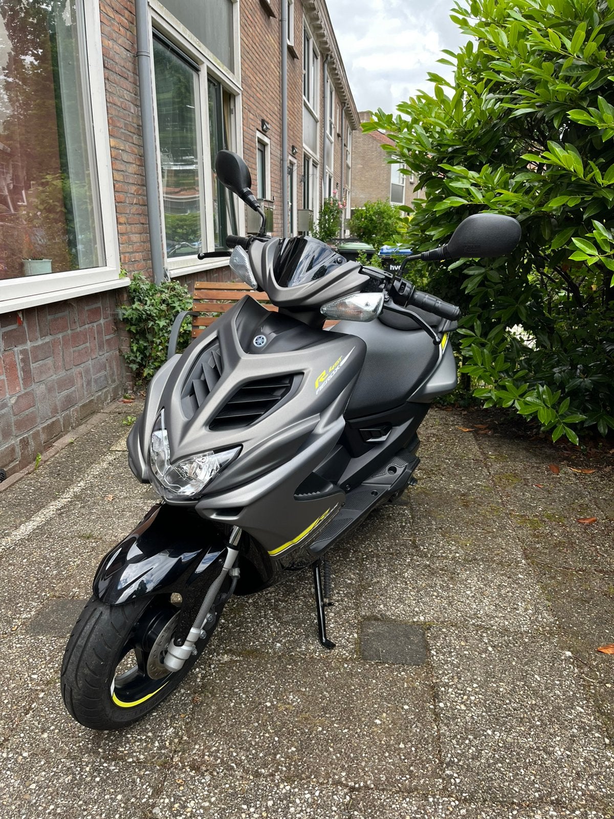 Yamaha Aerox 4 takt, Fietsen en Brommers, Scooters | Yamaha, Ophalen, Aerox, Maximaal 45 km/u, Zo goed als nieuw