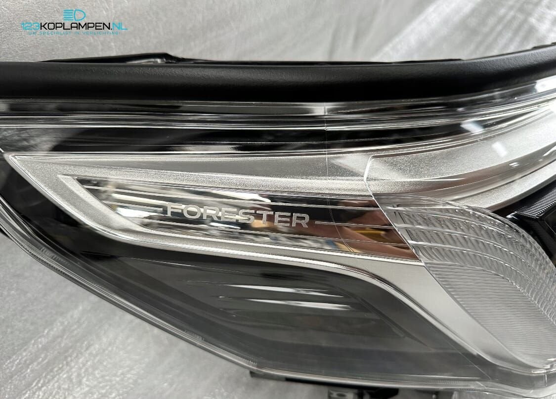 Subaru Forester 5 Facelift koplamp rechts, Auto-onderdelen, Subaru, Gebruikt, -, -