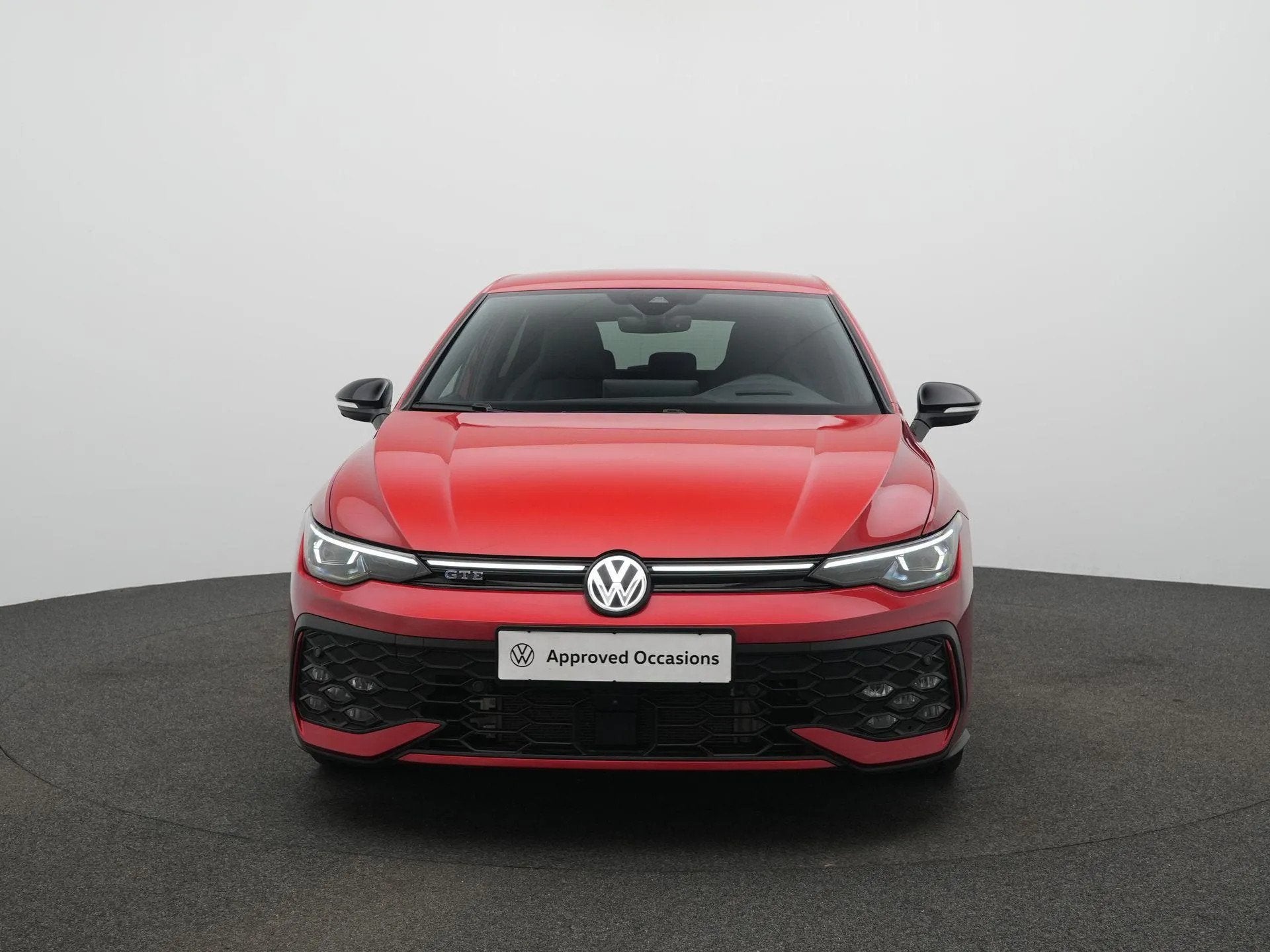 Volkswagen Golf 1.5 eHybrid 272pk GTE (bj 2025, automaat), 4 cilinders, 250 km/l, Plug-in hybride, 1700 kg