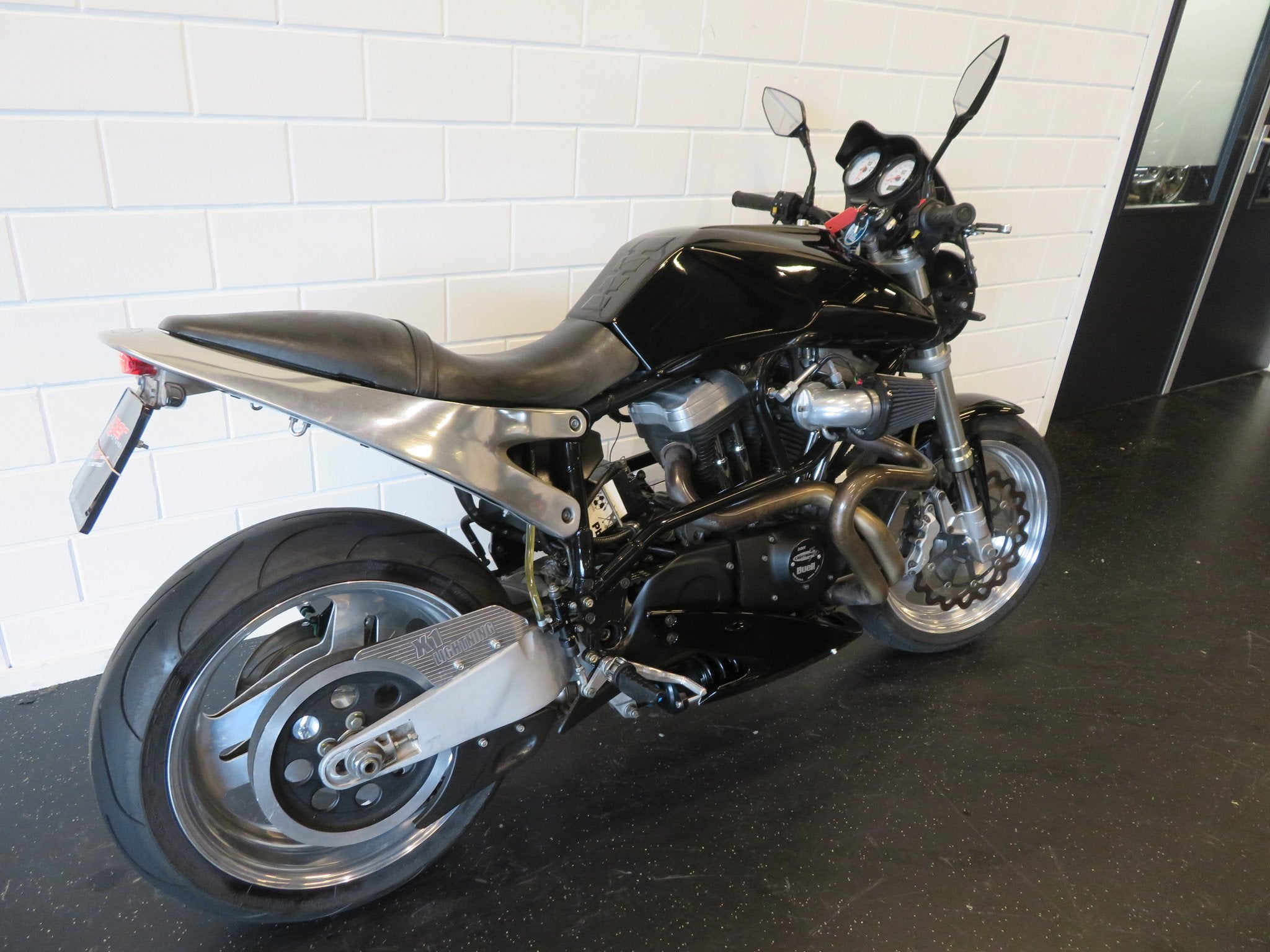 Buell X1 LIGHTNING SUPER! NETTO PRIJS? (bj 2000), Motoren, Naked bike, Gebruikt, Bedrijf