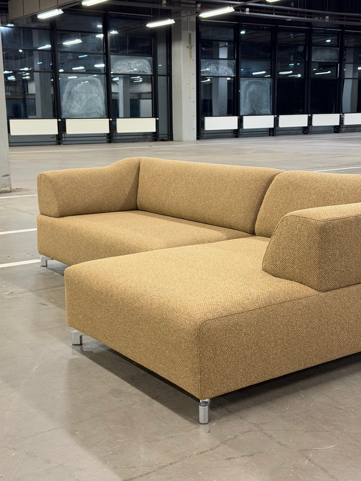 Leolux Faya Lobi Hoekbank | Caramel | NIEUWSTAAT + Garantie, Huis en Inrichting, Metaal, 250 tot 300 cm, Hoekbank, Ophalen of Verzenden